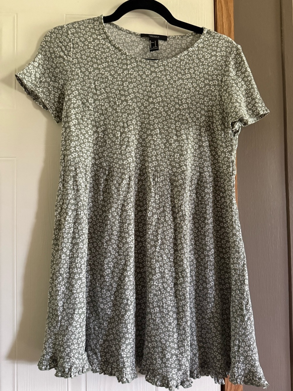 Forever 21 Green Floral Babydoll Dress